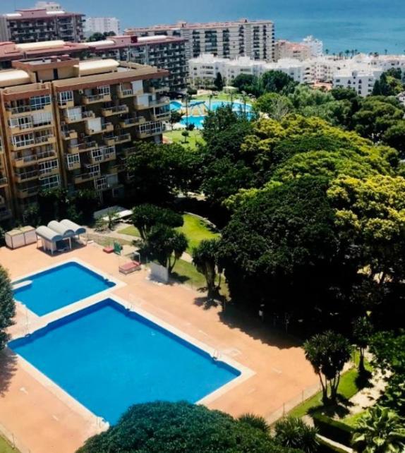 Iris Vistas Sea & Sun Benalmadena Apartment Luaran gambar
