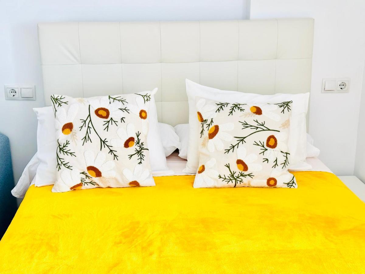 Iris Vistas Sea & Sun Benalmadena Apartment Luaran gambar